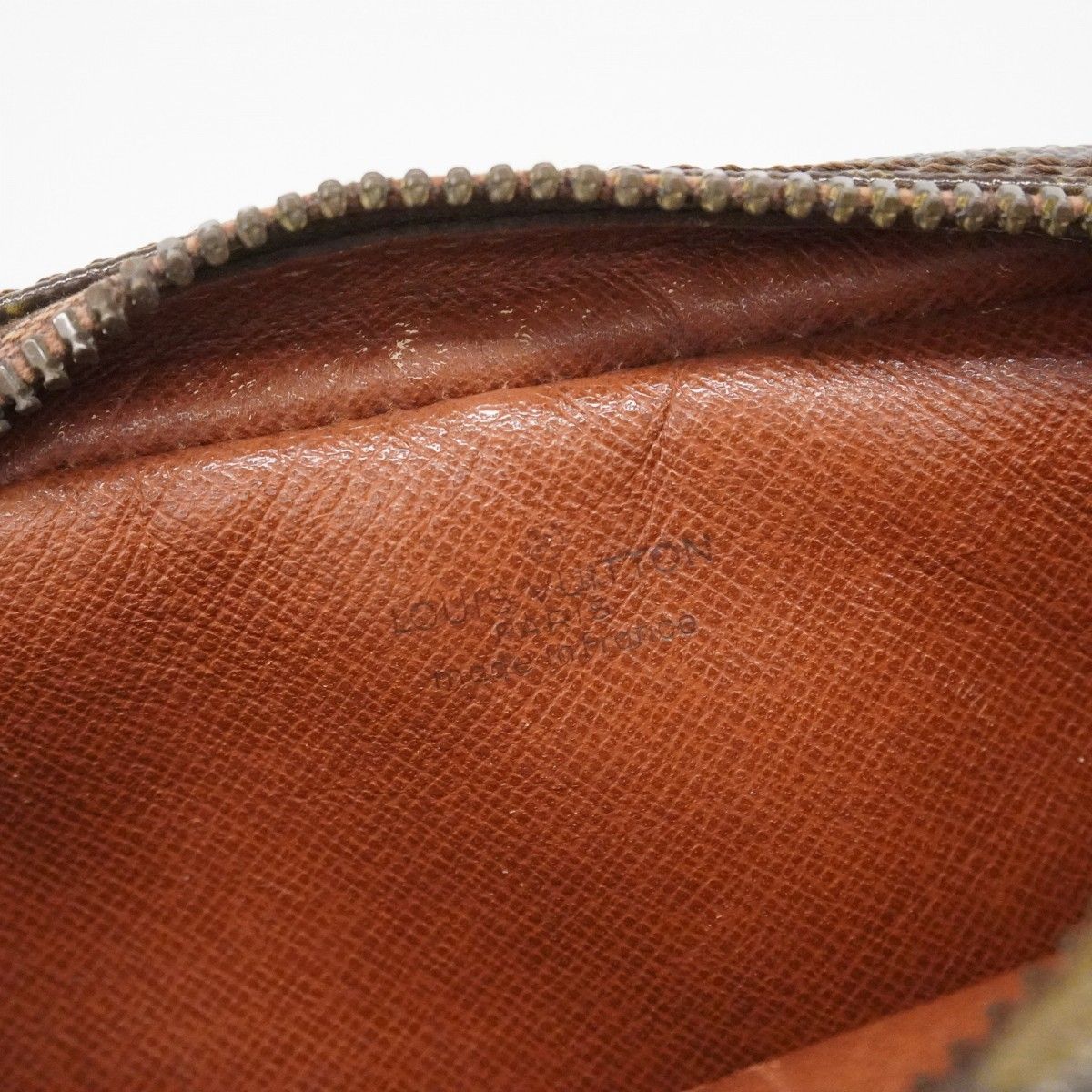 Louis Vuitton Shoulder Bag Monogram Amazon Brown — view 6