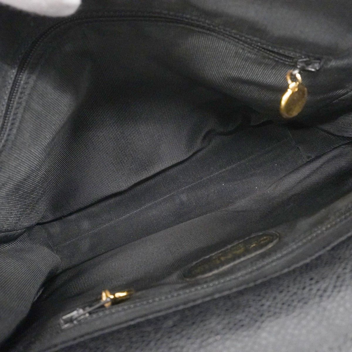Chanel Shoulder Bag Triple Coco Caviar Leather Black Gold — view 4