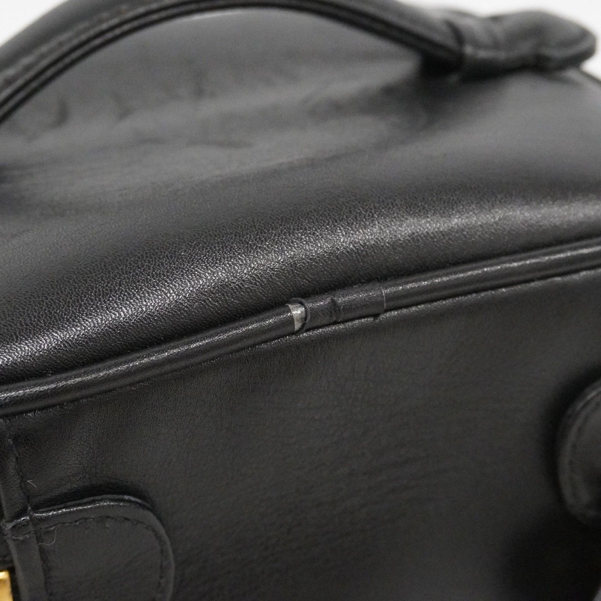 Chanel Vanity Bag Bicolor Lambskin Black Gold — view 6