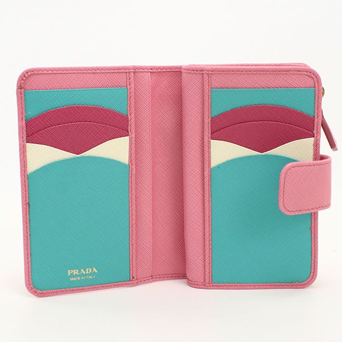 Prada Saffiano Leather Zlp Fodlg Bifold Wallet — view 3