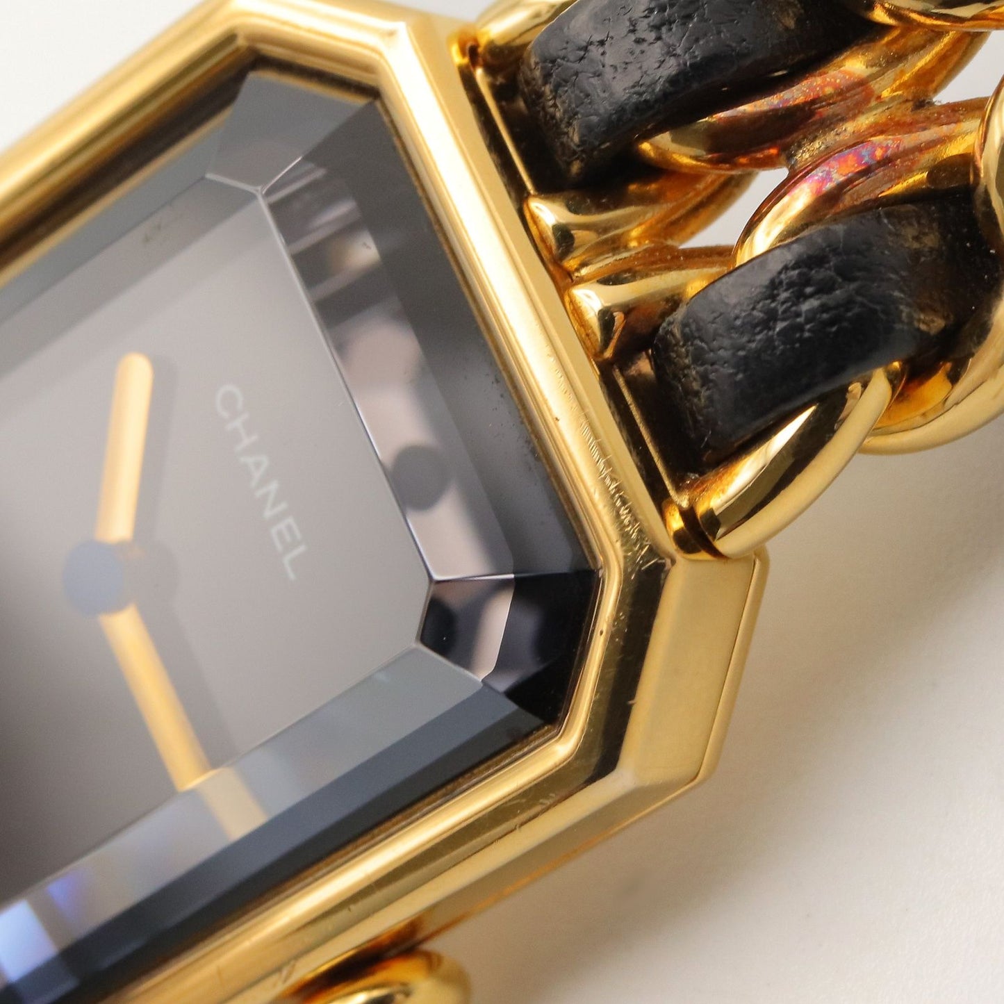 Chanel Watch Premiere M Black Leather — view 9