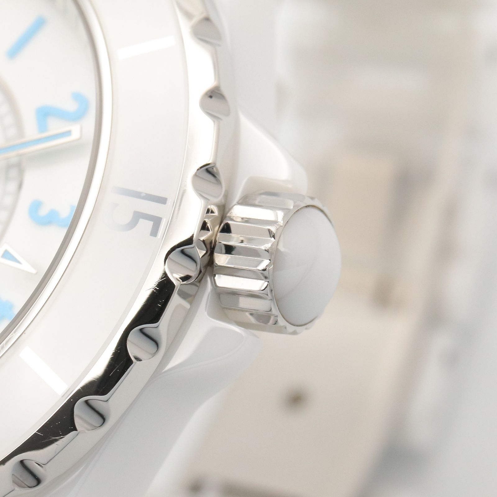 Chanel Watch Blue Light White Ceramic — view 6