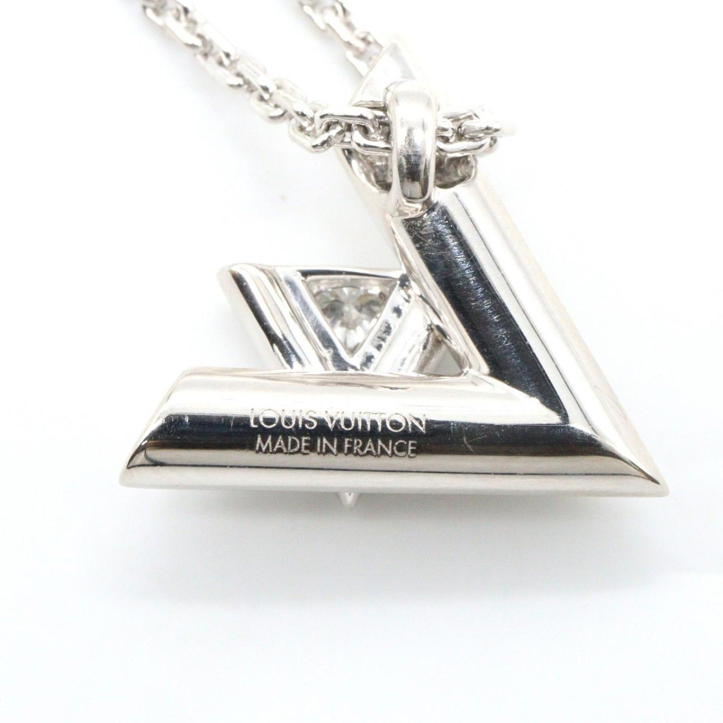 Louis Vuitton Necklace Pendentif GM Diamond 48.5 58.5 cm 18k White Gold — view 3