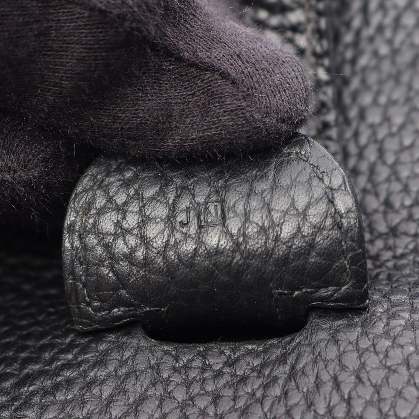 Hermes Shoulder Bag Evelyne 3 Trois GM Black Leather — view 5
