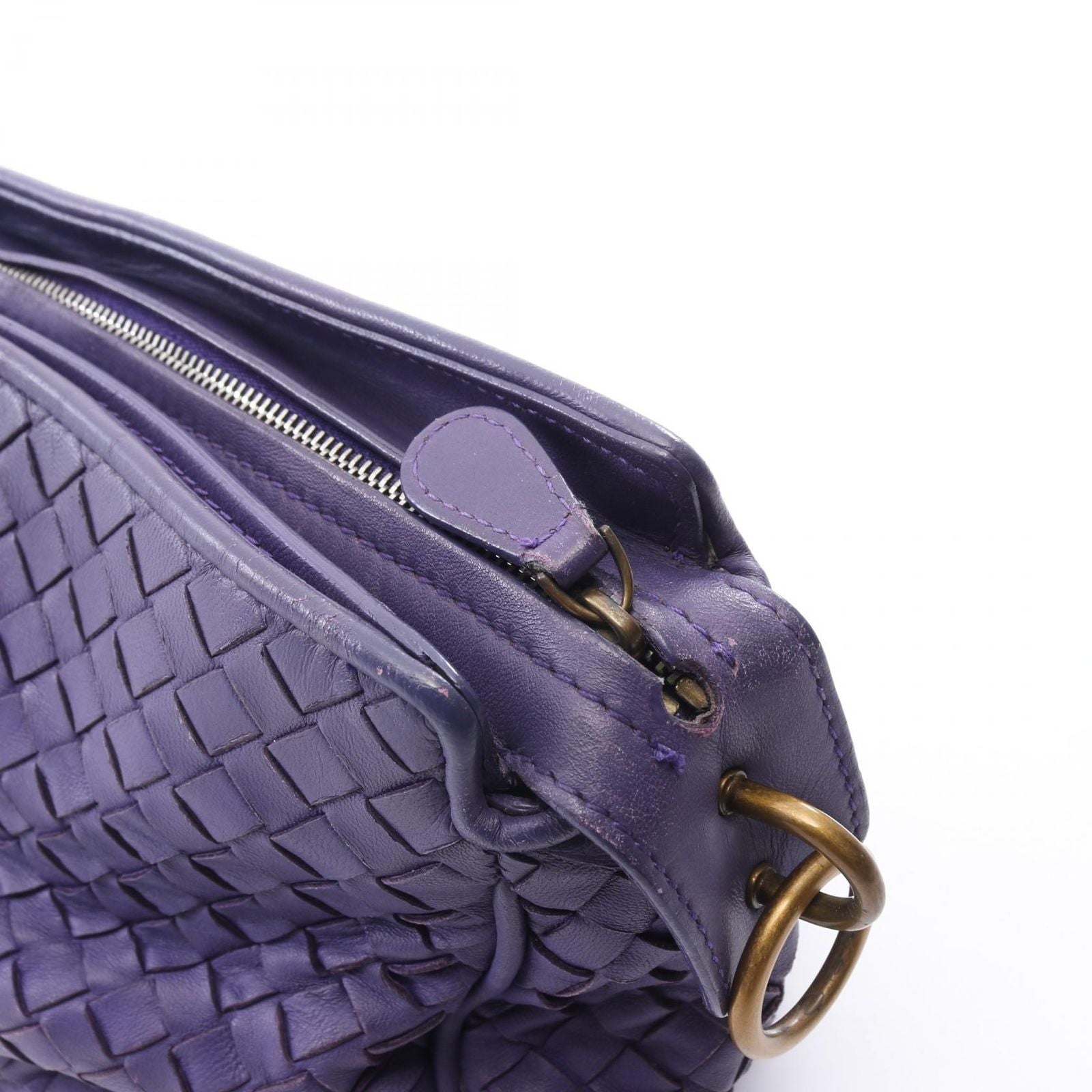 Bottega Veneta Shoulder Bag Intrecciato Purple Leather — view 8