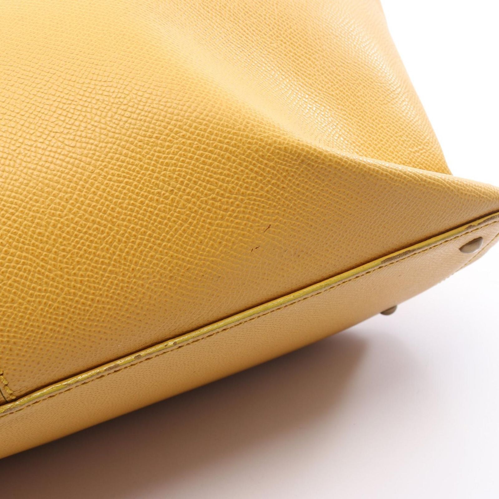 Chanel Tote with Charm Yellow Leather — view 8