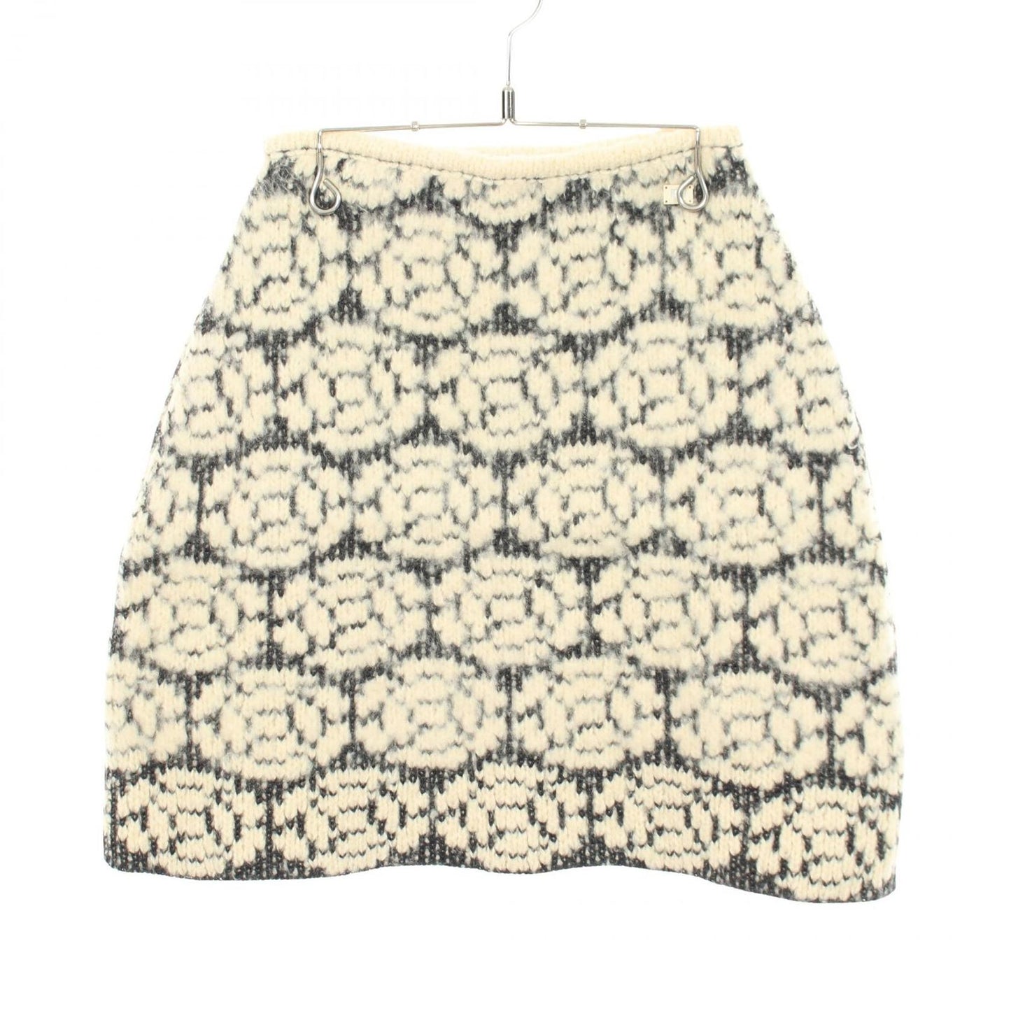 Chanel Skirt CC Logo Button Camellia Knit White Black Wool Vintage