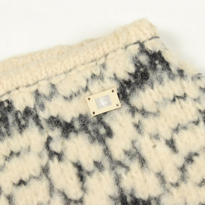 Chanel Skirt CC Logo Button Camellia Knit White Black Wool Vintage — view 6