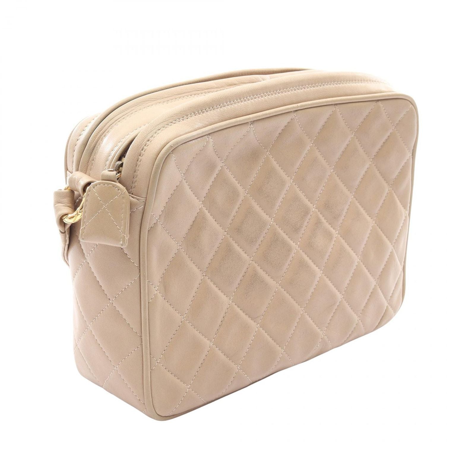Chanel Shoulder Bag CC Logo Diamond Stitch Beige Lambskin Quilted — view 2