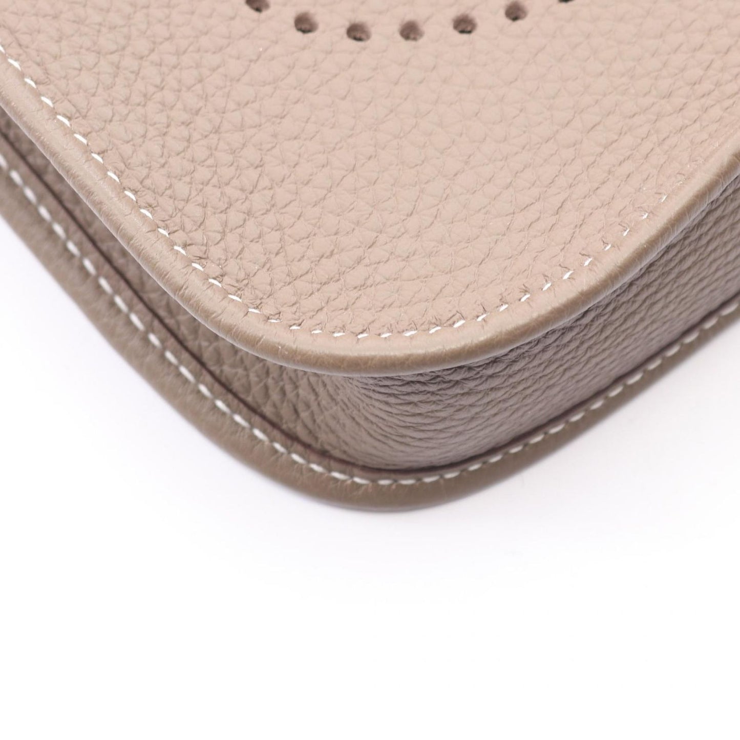 Hermes Shoulder Bag Evelyne TPM Amazon Etoupe Leather TPM — view 6