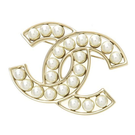 Chanel Brooch Gold