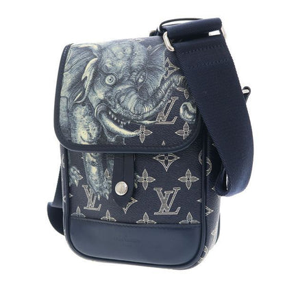 Louis Vuitton Savannah Messenger BB