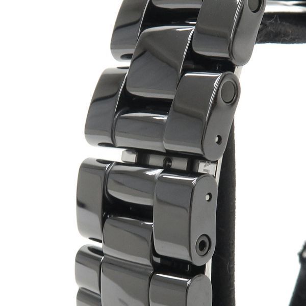 Chanel 38 Watch Black — view 4