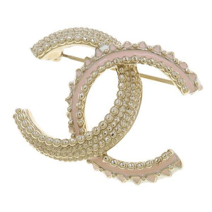 Chanel 18c Brooch Gold