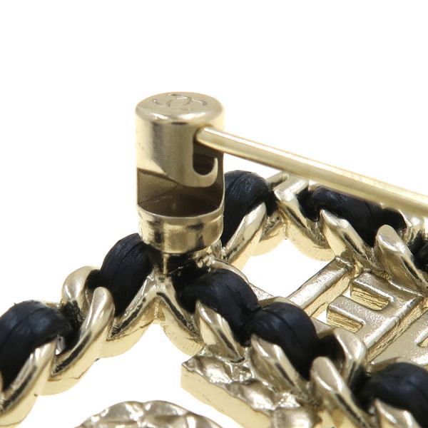 Chanel Brooch Gold — view 8