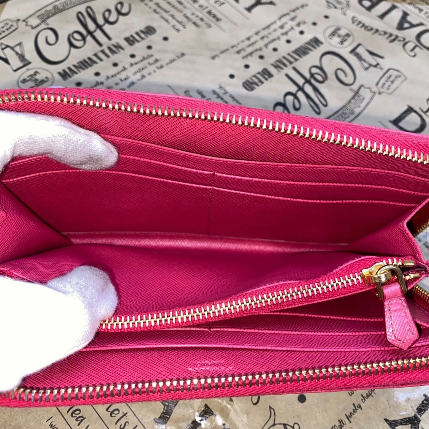 Prada Wallet Saffiano Pink Round Card Coin Billfold — view 9