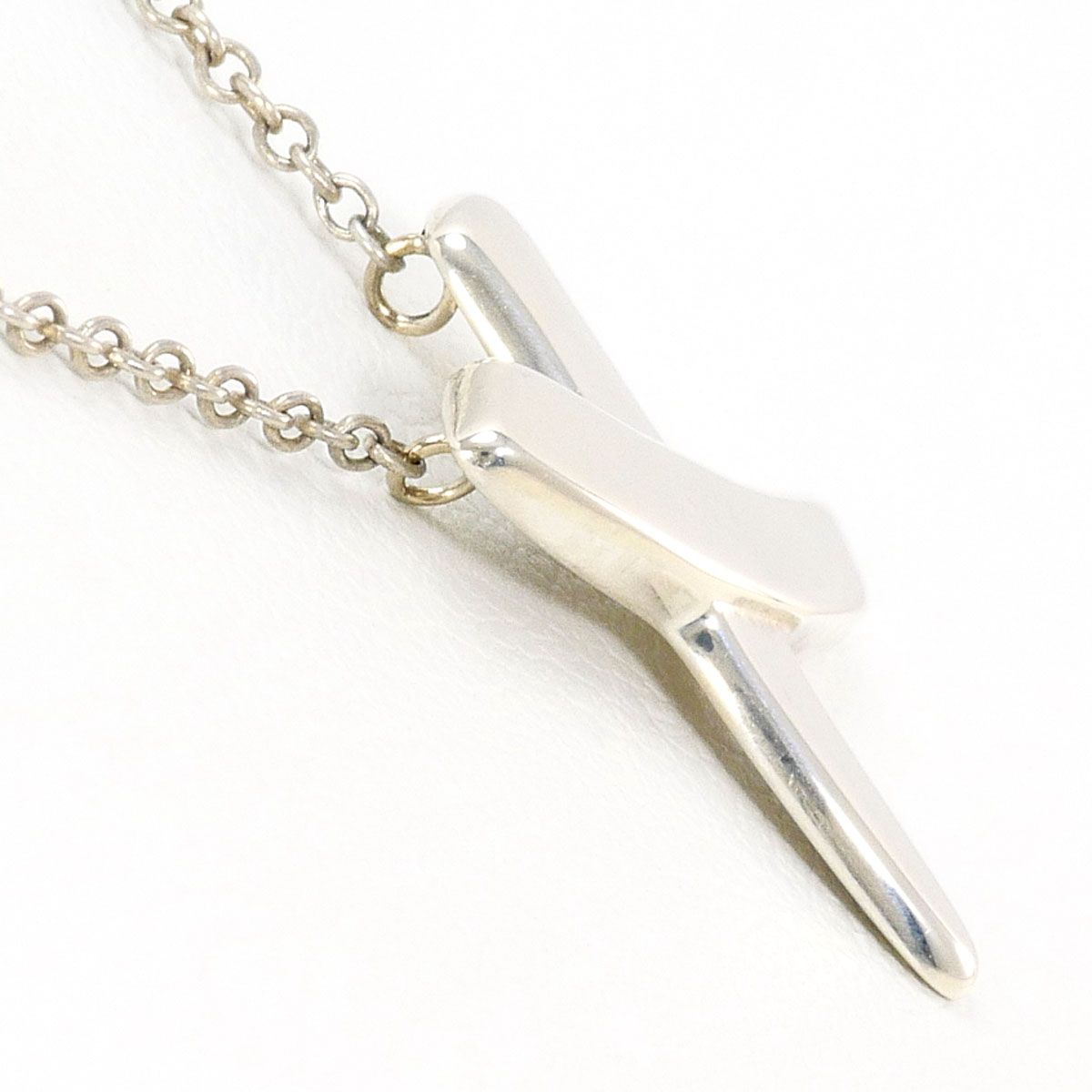 Tiffany & Co Kiss 925 Sterling Silver Necklace 41 cm — view 2