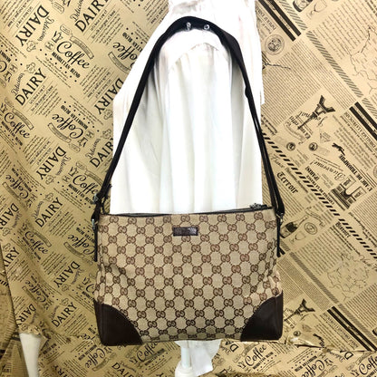 Gucci Shoulder Bag GG Canvas Brown Crossbody Pochette