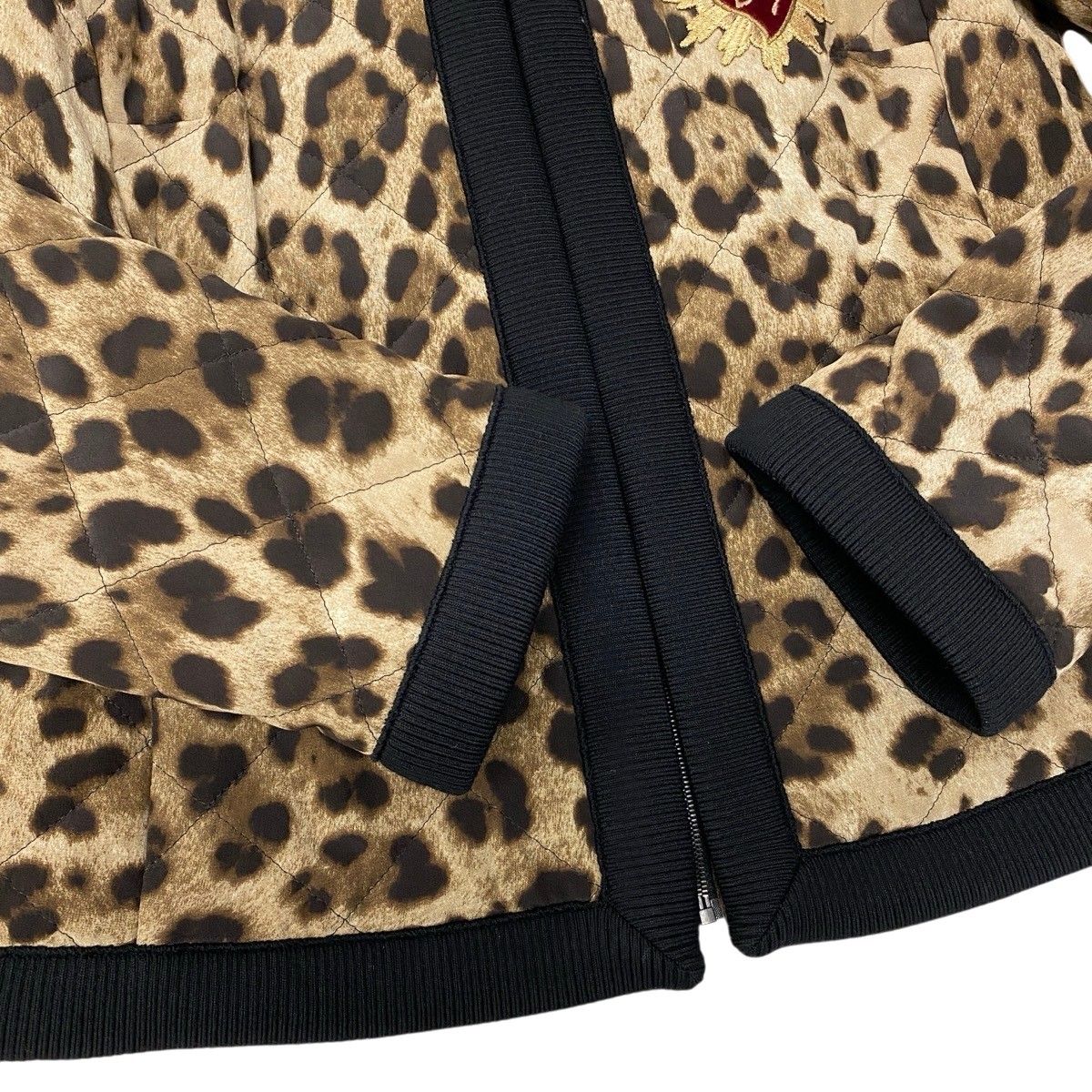 Dolce & Gabbana Leopard Print Quilted Jacket 38 Beige — view 6