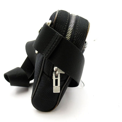 Louis Vuitton Acrobat Damier Geant Belt Bag Noir — view 5