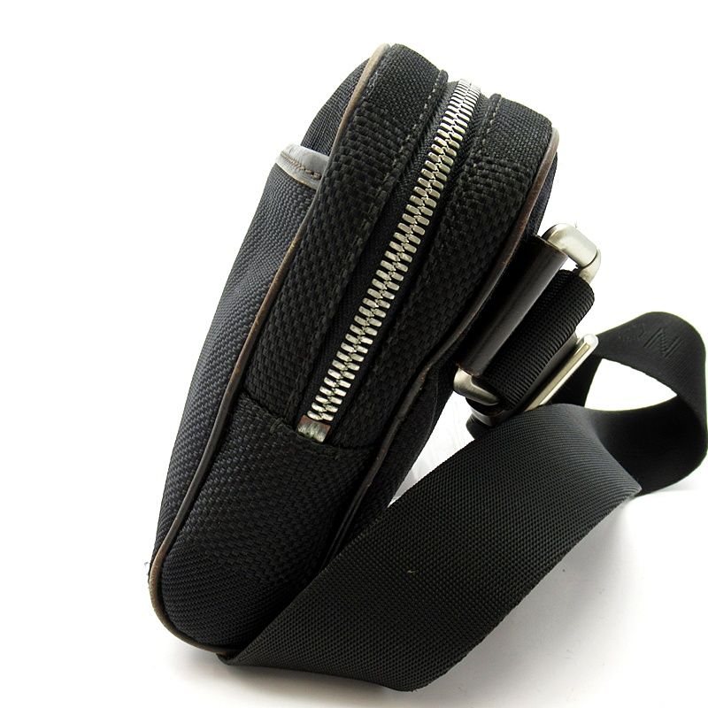 Louis Vuitton Acrobat Damier Geant Belt Bag Noir — view 3