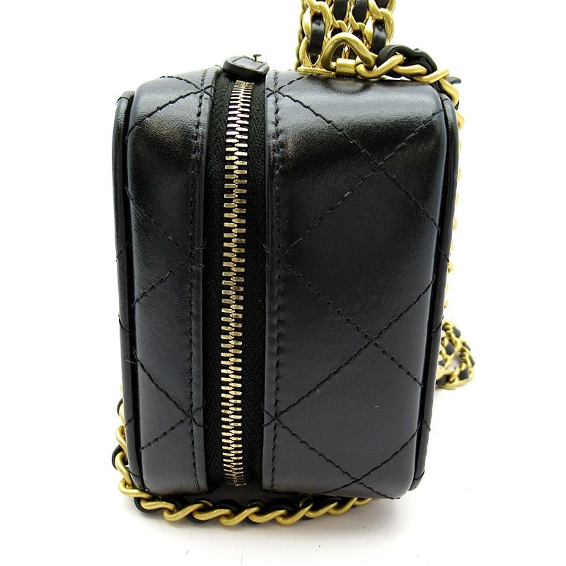 Chanel Quilted Vanity Mini Chain Shoulder Lambskin Bag Black — view 3