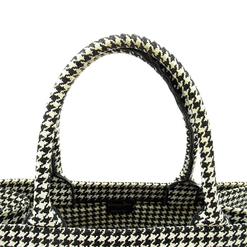 Dior Book Tote Canvas White Black Beauty — view 2