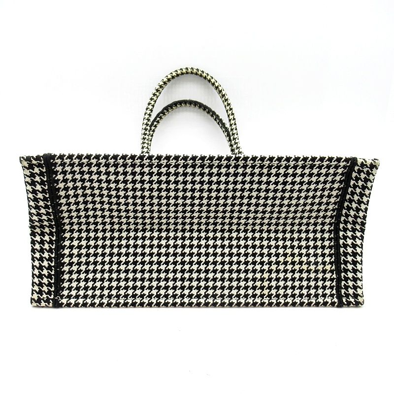 Dior Book Tote Canvas White Black Beauty — view 6