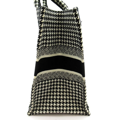 Dior Book Tote Canvas White Black Beauty — view 3