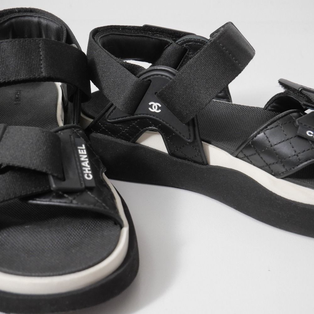 Chanel Sandals 36 CC Logo Quilted Sports Shoes — view 6