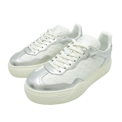 Louis Vuitton Sneakers White