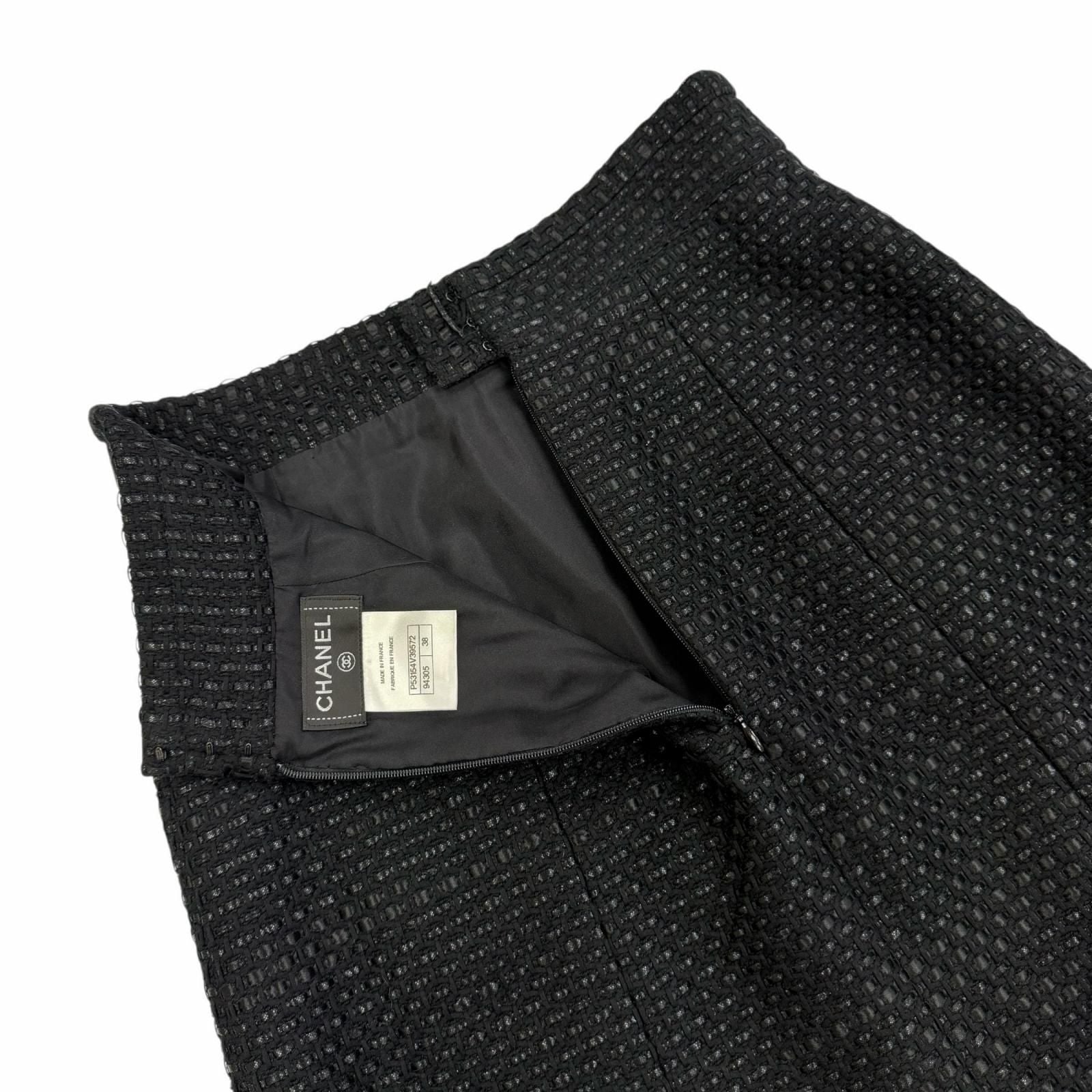 Chanel Cotton Coco Button Tweed Knee Length Skirt Black 38 — view 5