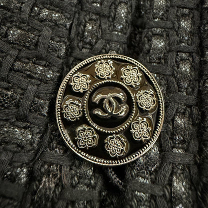 Chanel Cotton Coco Button Tweed Knee Length Skirt Black 38 — view 6