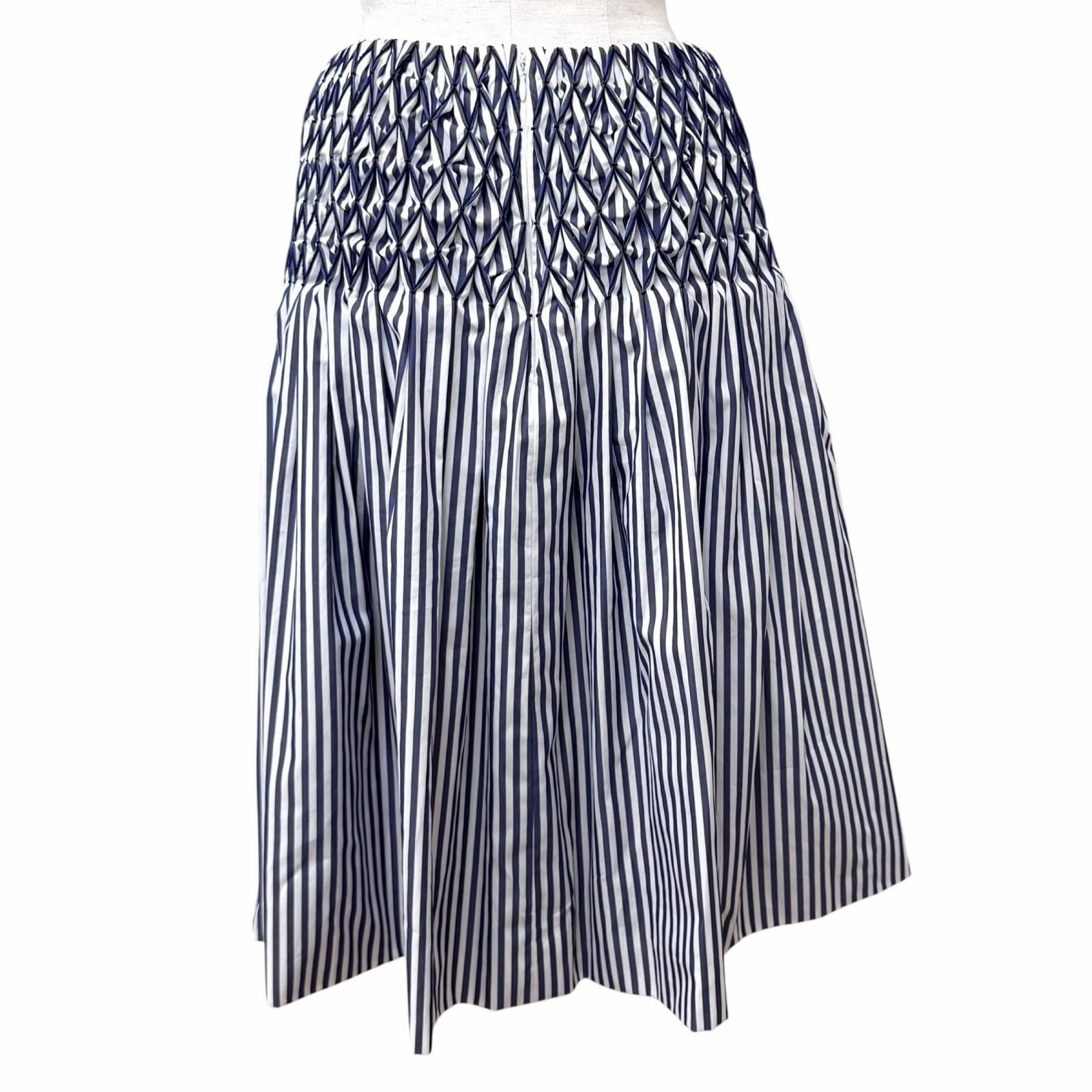 Chanel Cotton 100% CC Logo Plate Smocking Gathered Stripe Skirt Navy White 36 — view 4