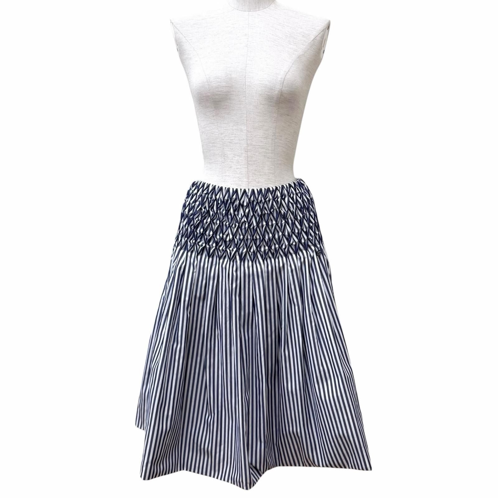 Chanel Cotton 100% CC Logo Plate Smocking Gathered Stripe Skirt Navy White 36 — view 2