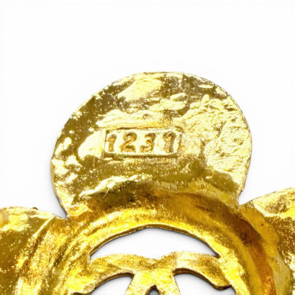 Chanel Vintage 28 CC Logo Flower Motif Brooch Gold Recommended — view 6