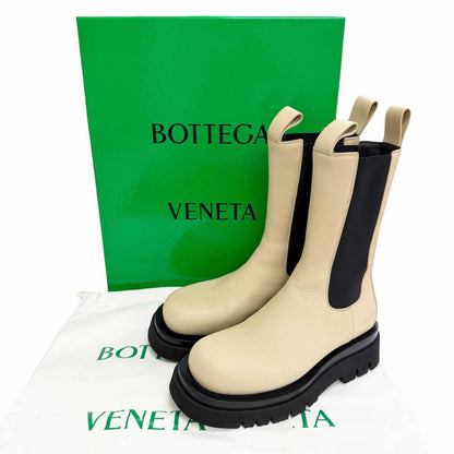 Bottega Veneta the Rug Side Gore Chelsea Boots Leather Middle Beige Black — view 2
