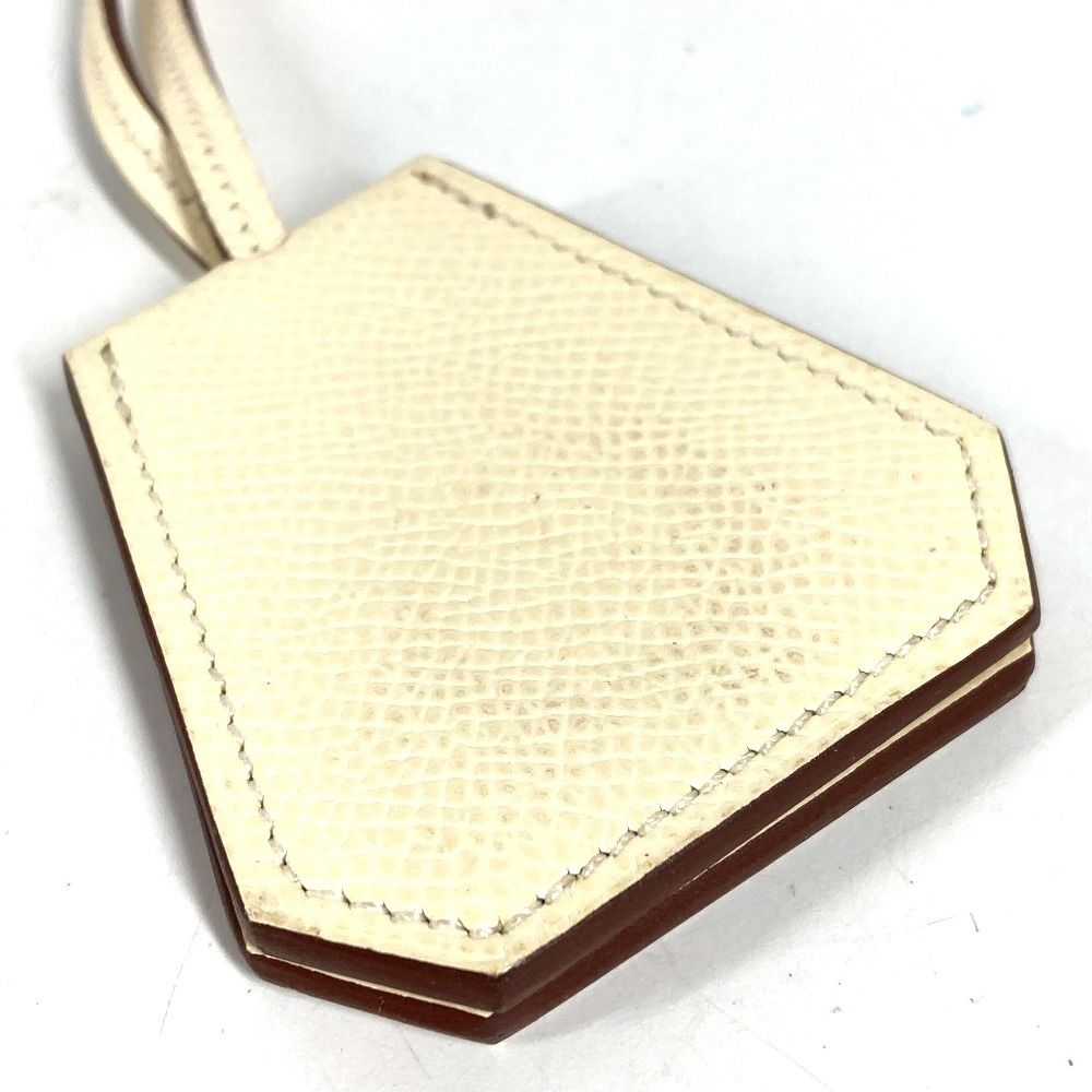 Hermes Capucine Leather Ivory — view 3