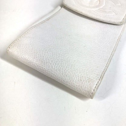Chanel Shoulder Bag CC Logo Caviar Leather White — view 8