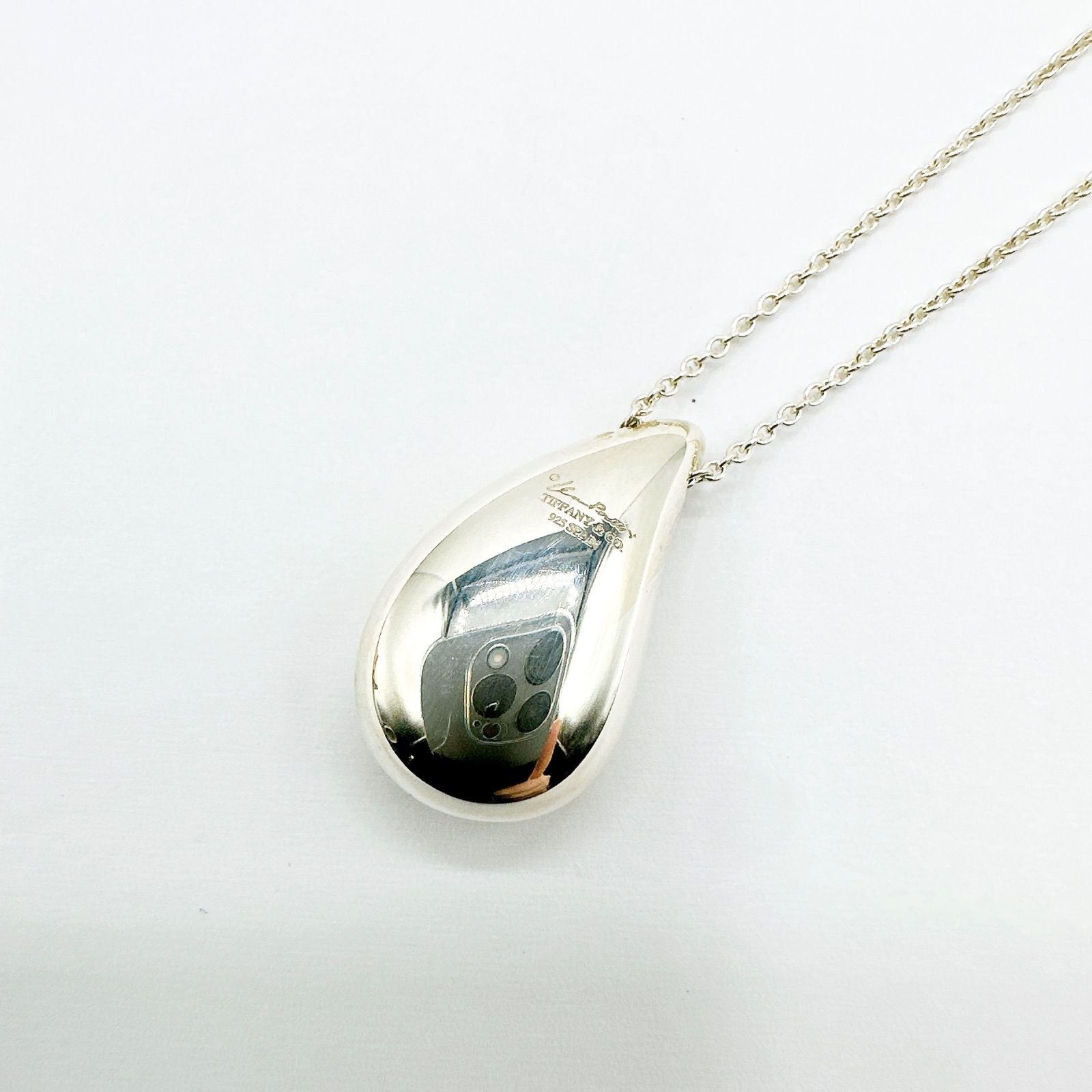 Tiffany & Co Teardrop Silver Necklace 61 cm — view 2