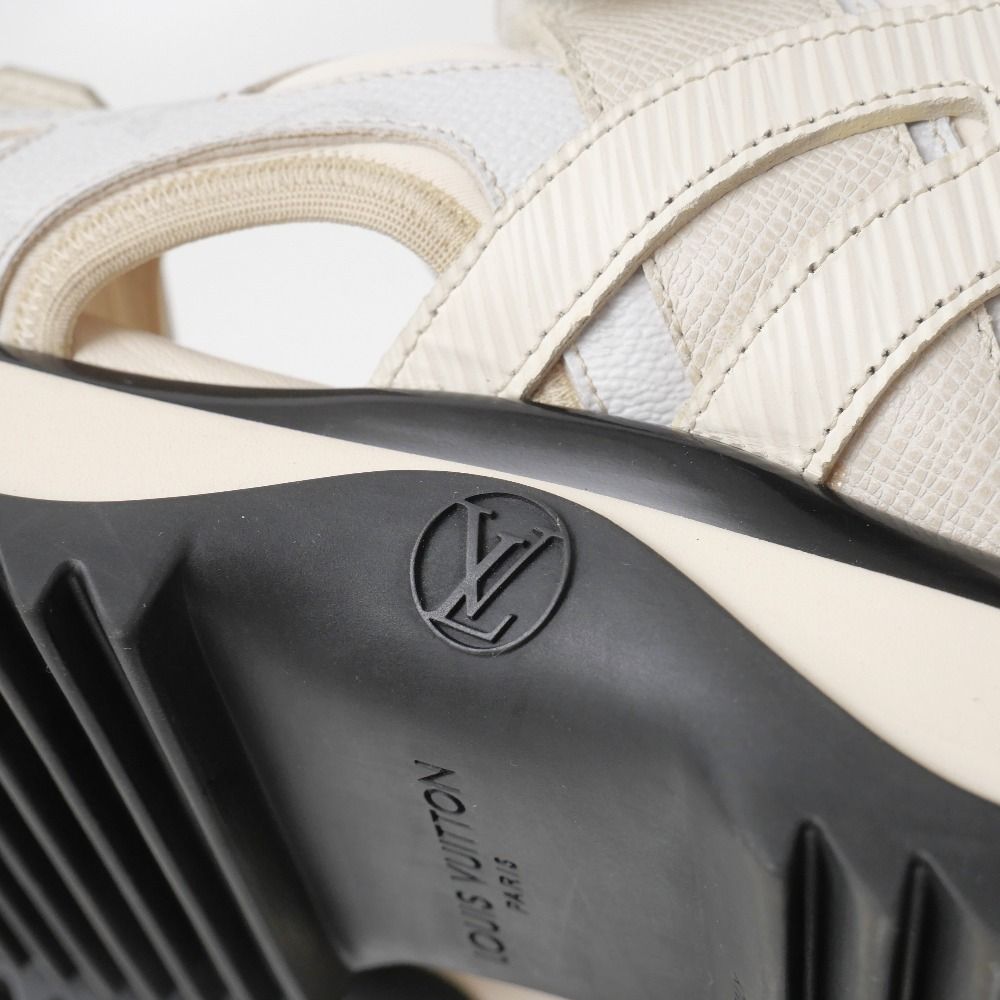 Louis Vuitton Monogram Sandals 8.5 Sports Shoes — view 9