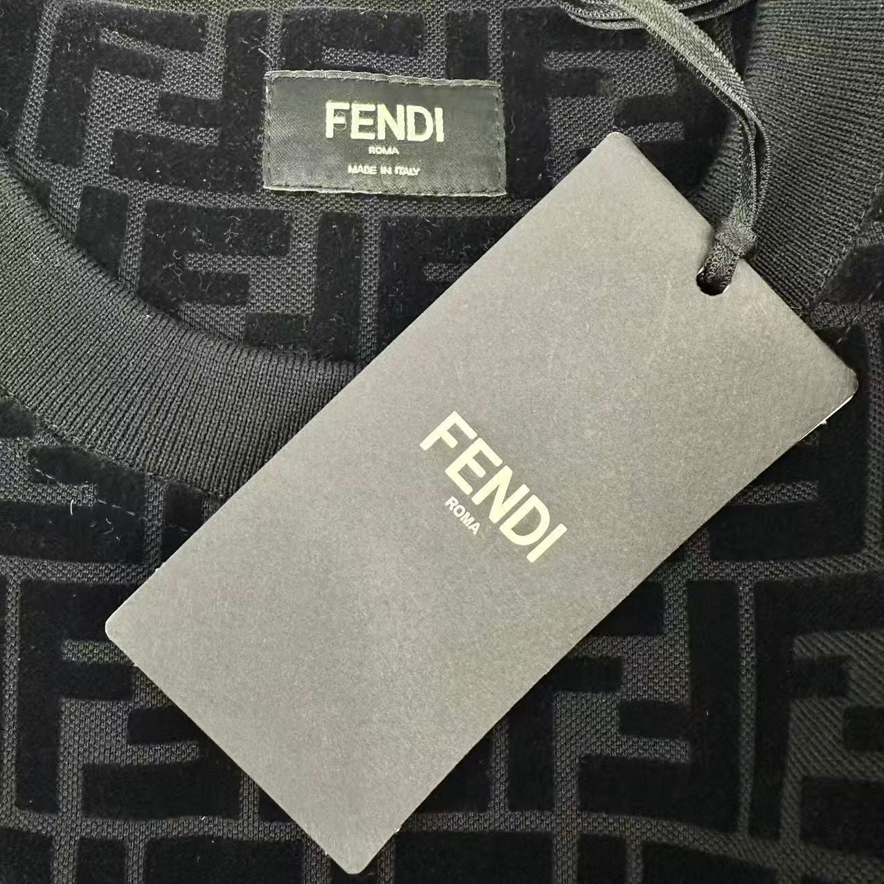 Fendi Zucca Pattern FF Logo Long Sleeve Sweatshirt Black — view 5