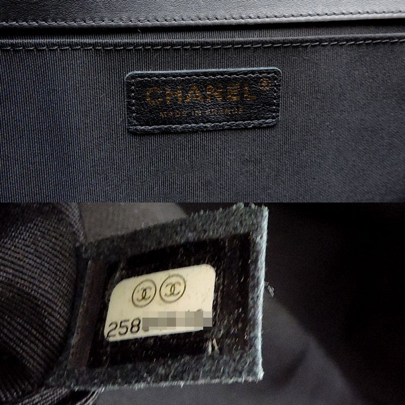 Chanel Shoulder Bag Black — view 7