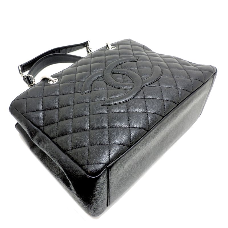 Chanel Tote Black — view 3