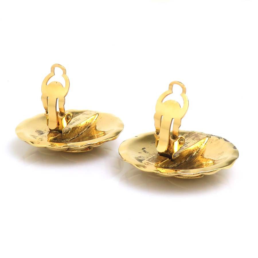Chanel Earrings CC Logo — view 4