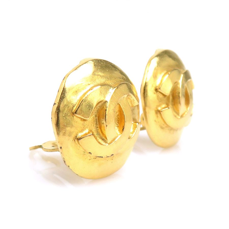 Chanel Earrings CC Logo — view 2