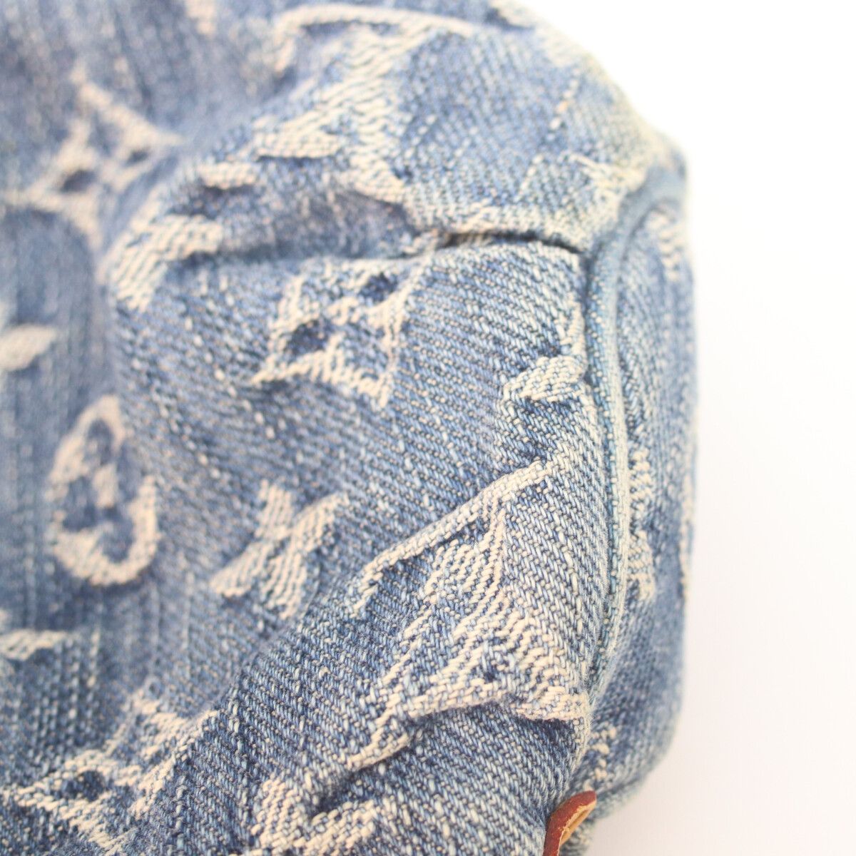 Louis Vuitton Monogram Denim Mini Pleaty Shoulder — view 9