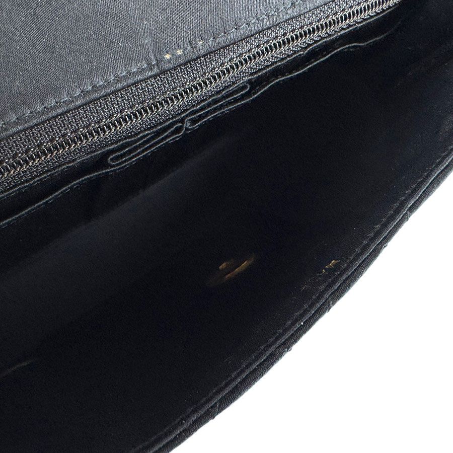 Chanel Shoulder Bag Black — view 5