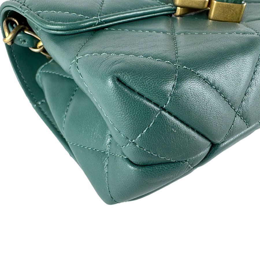 Chanel Shoulder Bag Green — view 8