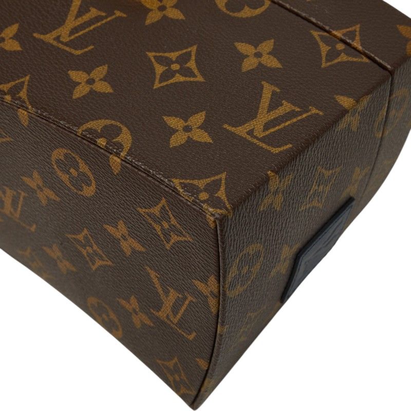 Louis Vuitton Twisted Box Shoulder Bag Brown Leather — view 4
